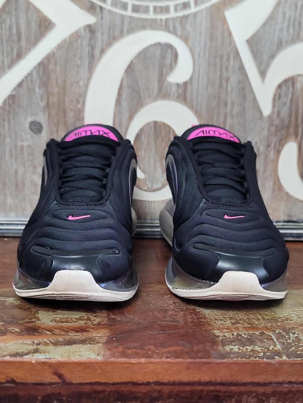 Nike Wmns Air Max 720 'Black Laser Fuchsia' Wmns 6 (Good Cond) Fast Shipping - Picture 6 of 15